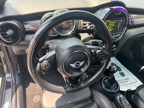 Used 2018 MINI Cooper S FWD image 28