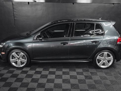 Used 2012 Volkswagen Golf 4-Door image 25