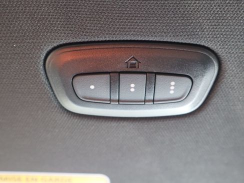 Used 2024 RAM 1500 Laramie AWD/4WD image 22