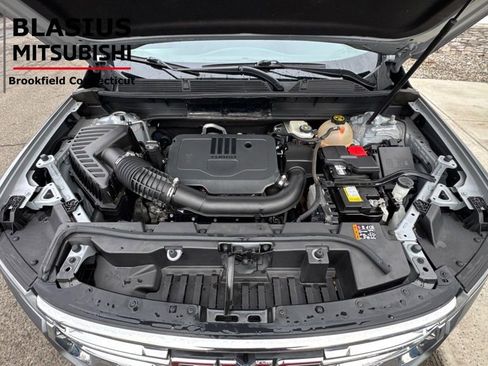 Used 2020 GMC Acadia SLE w/ Driver Convenience Package image 25