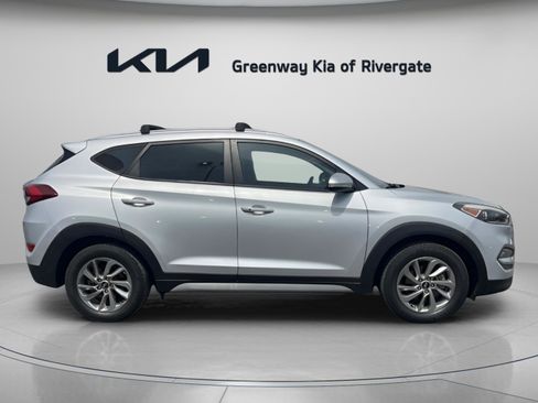 Used 2018 Hyundai Tucson SEL Plus FWD image 8