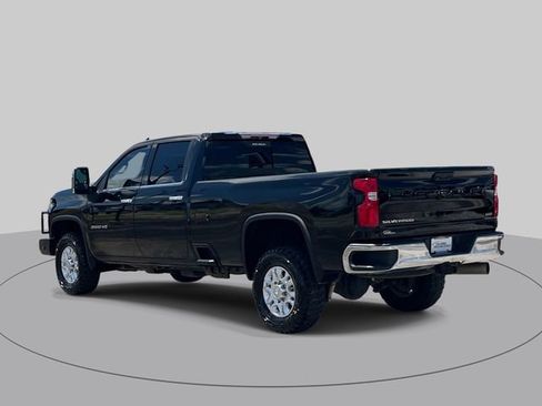 Used 2020 Chevrolet Silverado 3500 LTZ w/ LTZ Plus Package AWD/4WD image 6