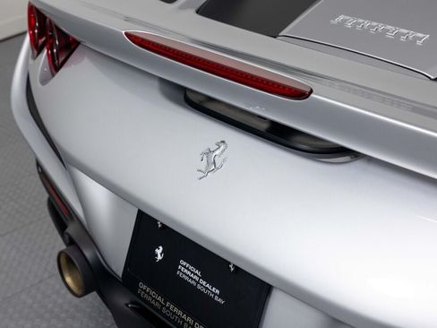 Used 2022 Ferrari F8 Tributo RWD image 29
