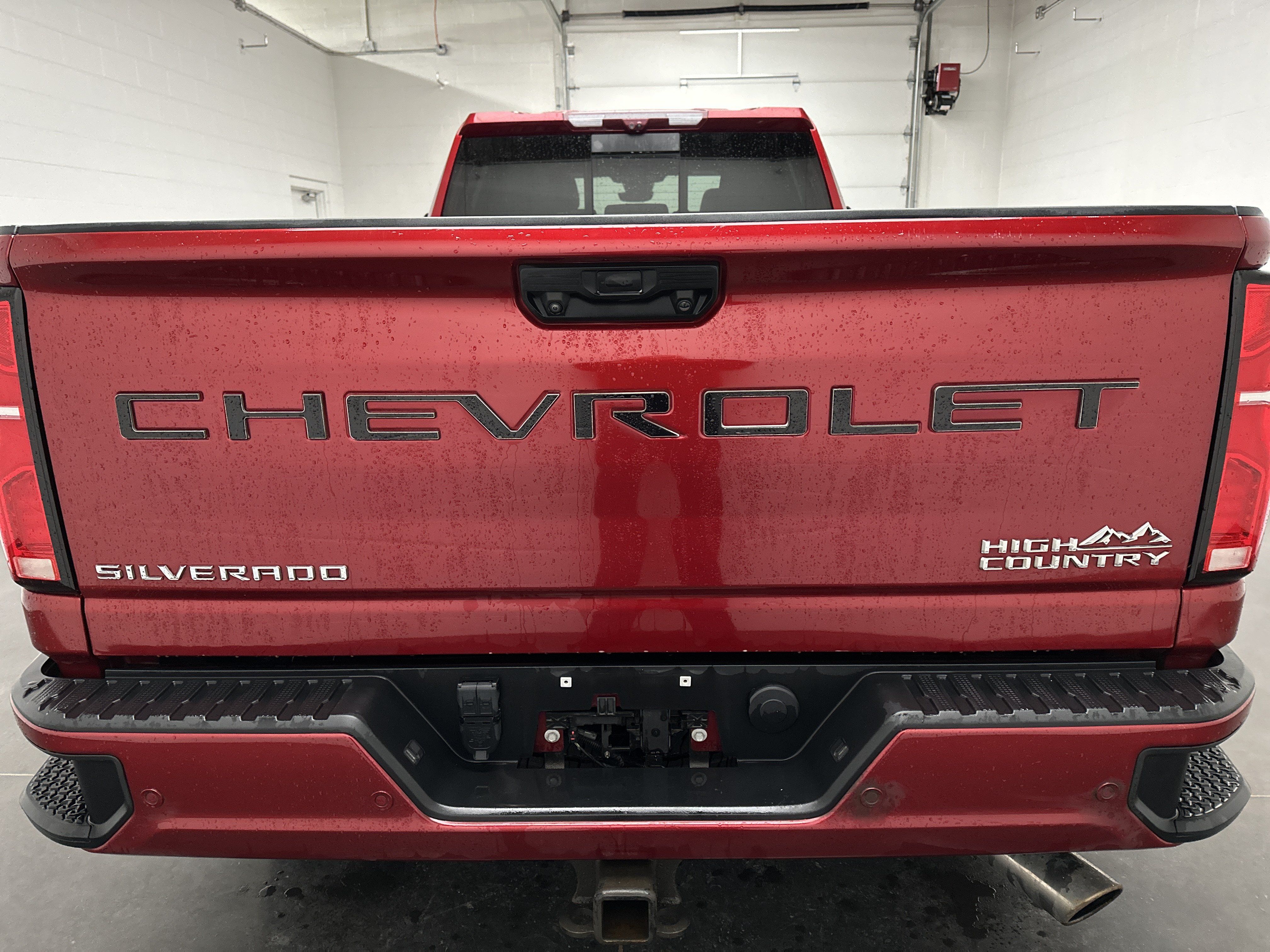 Used 2024 Chevrolet Silverado 3500 High Country w/ High Country Premium Package AWD/4WD image 10