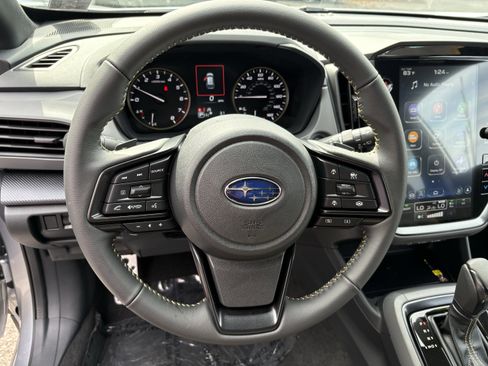 Used 2025 Subaru Crosstrek 2.5i Sport AWD/4WD image 17