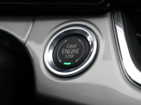 New 2026 Chevrolet Trax LT w/ Sunroof Package image 33