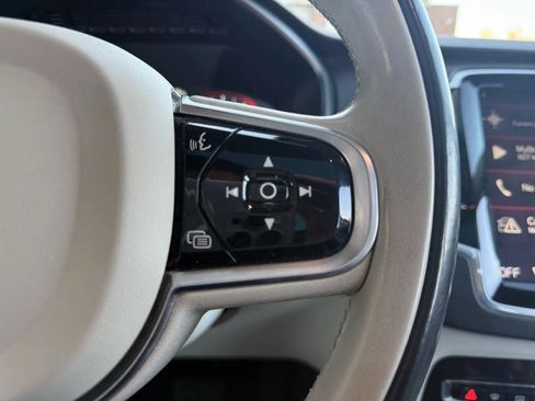 Used 2016 Volvo XC90 T6 Momentum w/ Momentum Plus Package image 24