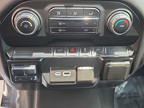 Used 2021 Chevrolet Silverado 1500 W/T w/ WT Value Package AWD/4WD image 21