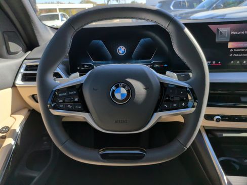 Used 2026 BMW 330i Sedan w/ Premium Package RWD image 19