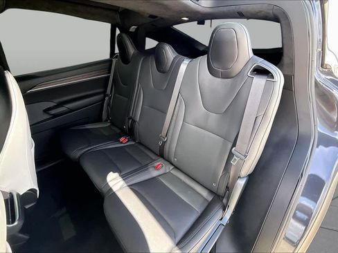 Used 2024 Tesla Model X AWD/4WD image 17