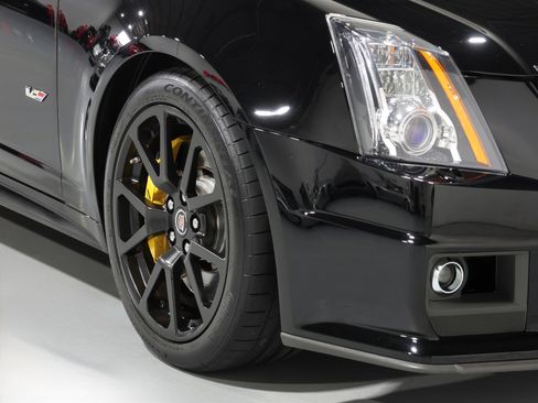 Used 2011 Cadillac CTS V image 51
