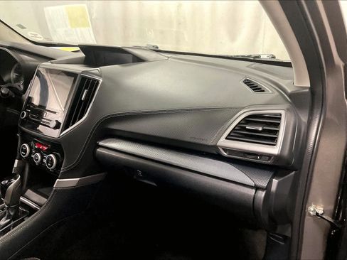 Used 2020 Subaru Forester Limited image 13