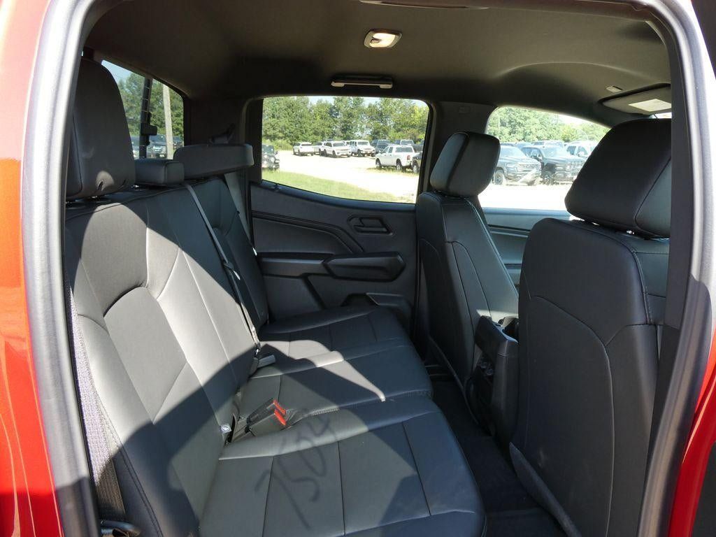 New 2026 Chevrolet Colorado Trail Boss AWD/4WD image 13