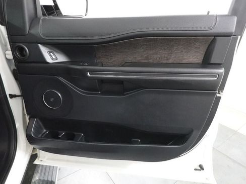 Used 2020 Ford Expedition Max Limited AWD/4WD image 36