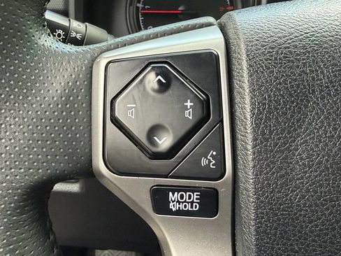 Used 2022 Toyota 4Runner SR5 Premium w/ Moonroof Package RWD image 26