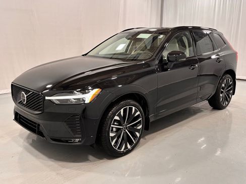 New 2026 Volvo XC60 B5 Ultra w/ Climate Package image 1