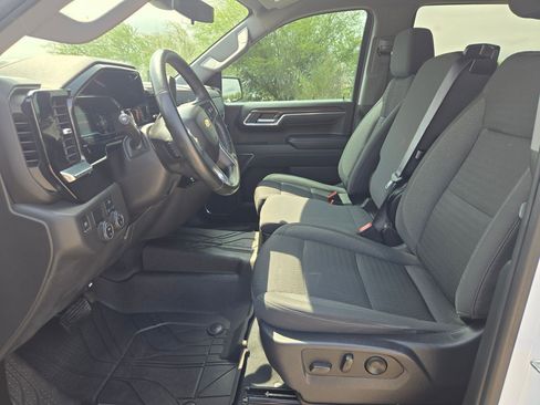 Certified 2023 Chevrolet Silverado 1500 LT RWD image 9