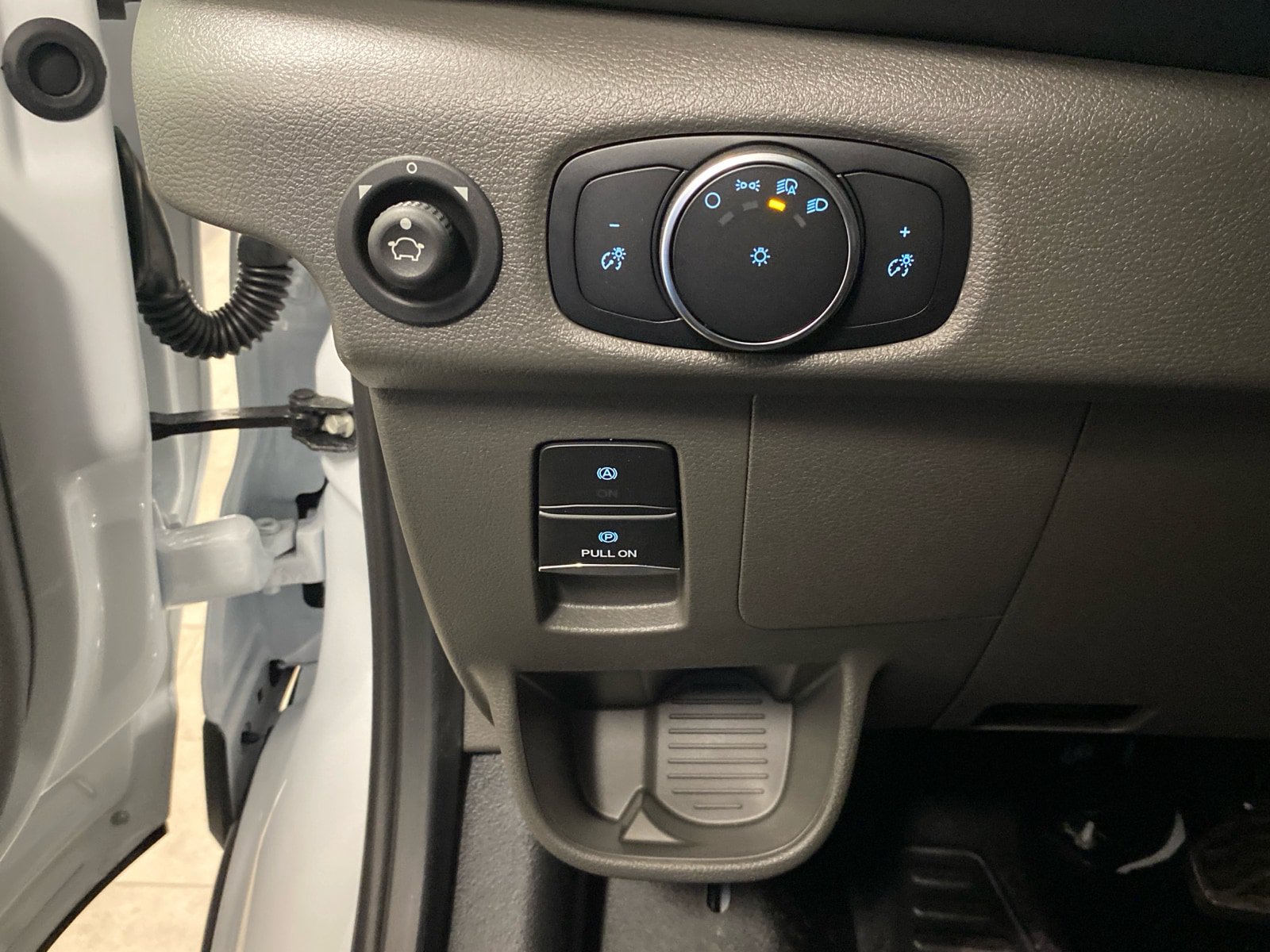 New 2026 Ford Transit 250 Low Roof RWD image 11