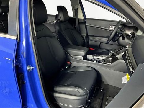 New 2026 Kia Sportage EX w/ EX Panorama Roof Package image 12