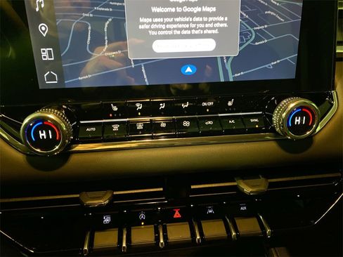 Used 2025 GMC Canyon Elevation w/ Convenience Package image 19