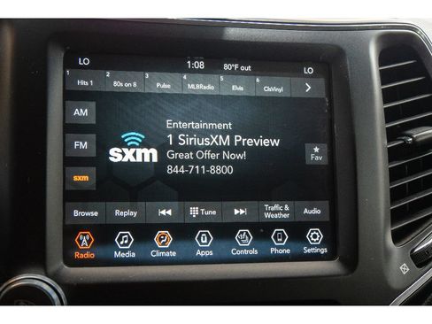Used 2021 Jeep Cherokee Latitude Lux w/ Comfort/Convenience Group AWD/4WD image 25
