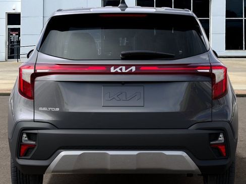 New 2026 Kia Seltos LX FWD image 15