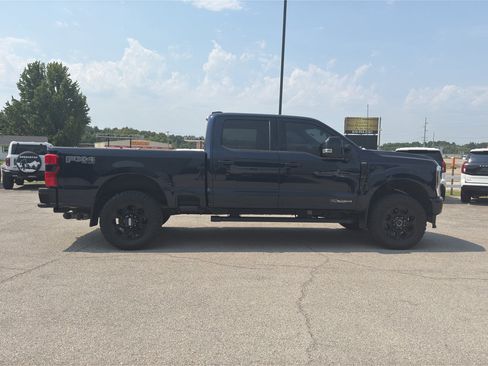 Used 2025 Ford F250 Lariat w/ Black Appearance Package AWD/4WD image 6