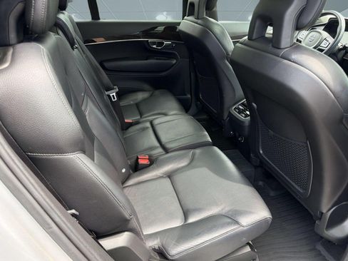 Used 2017 Volvo XC90 T6 Momentum w/ Vision Package AWD/4WD image 30