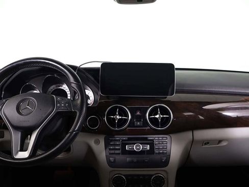 Used 2014 Mercedes-Benz GLK 350 4MATIC image 35