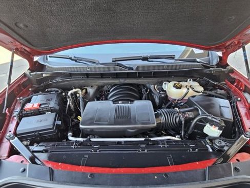 Used 2022 Chevrolet Tahoe Z71 w/ Z71 Off-Road Package image 11