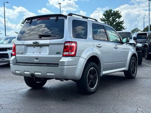 Used 2010 Ford Escape XLT FWD image 12