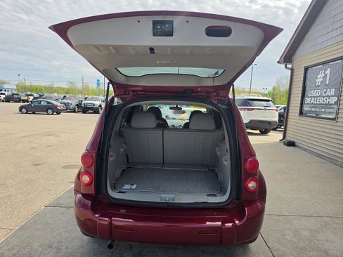 Used 2007 Chevrolet HHR LS FWD image 16