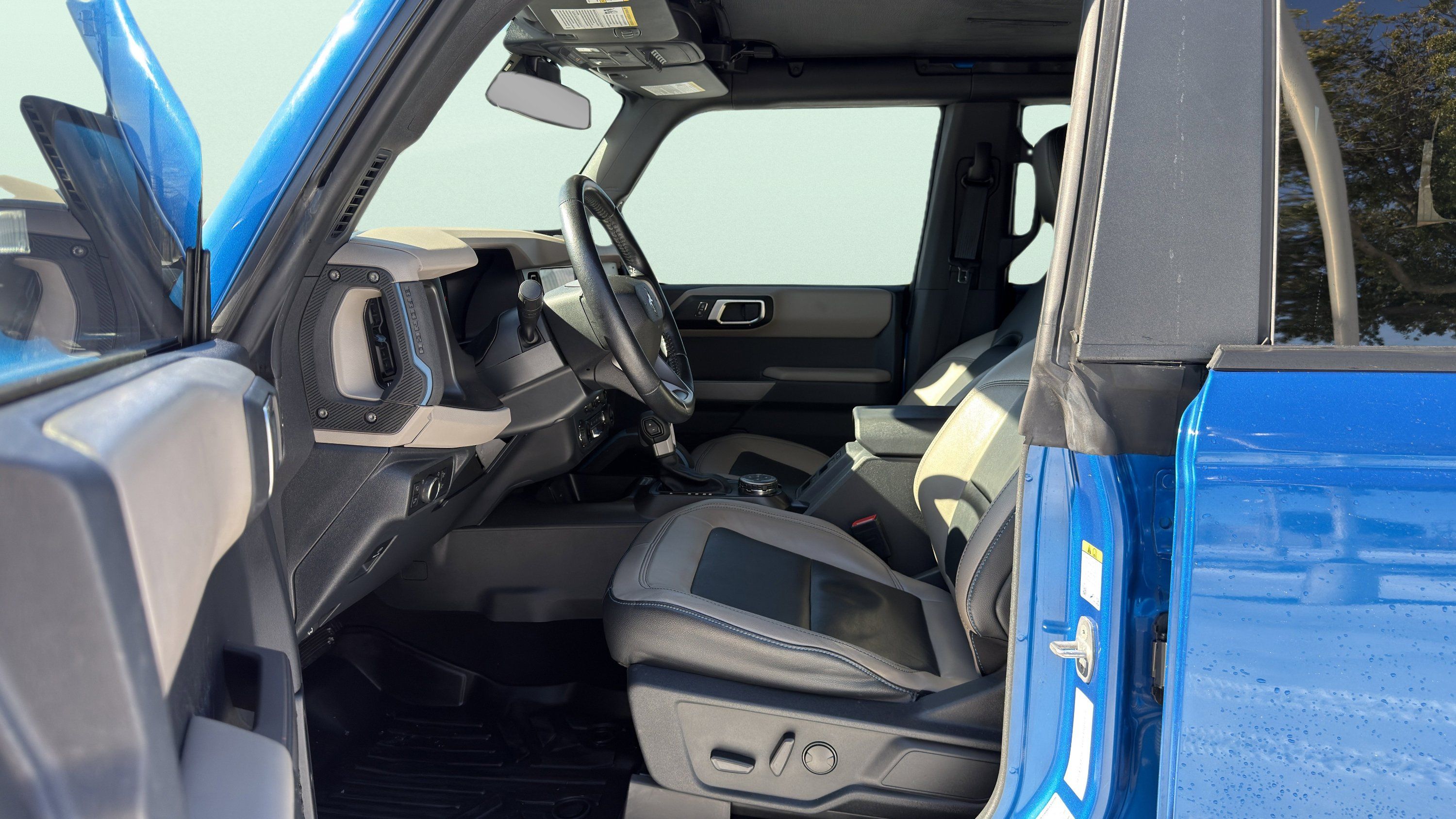 Used 2022 Ford Bronco Wildtrak AWD/4WD image 18