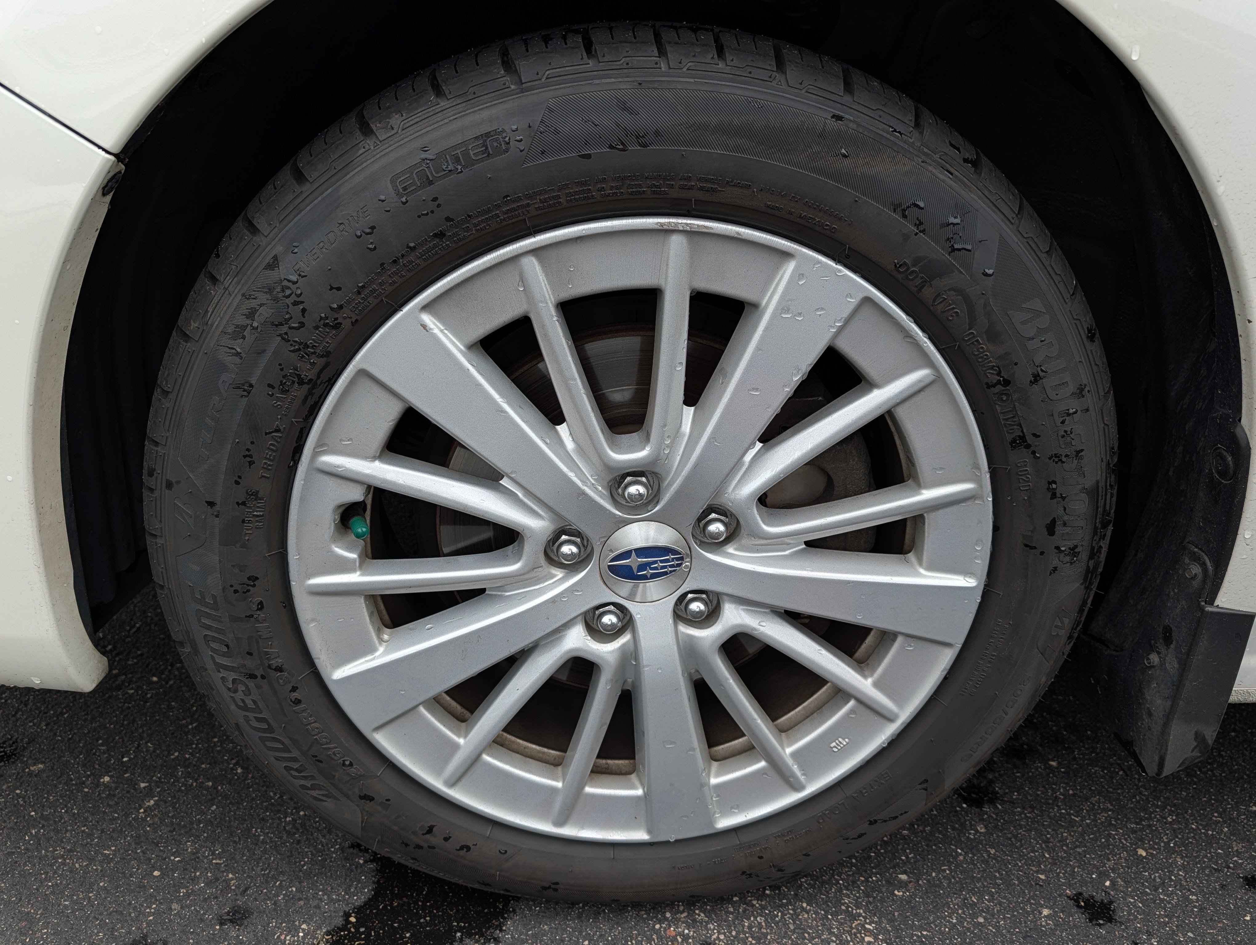 Used 2017 Subaru Impreza 2.0i Premium w/ BSD & Rcta/SRF/Eyesight AWD/4WD image 15