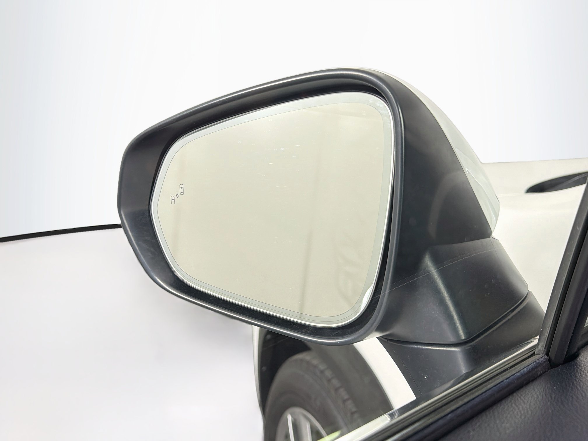 Used 2015 Lexus NX 200t FWD w/ Premium Package image 16