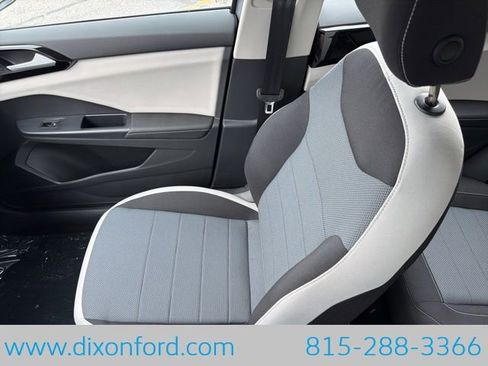 New 2026 Volkswagen Taos S AWD/4WD image 19