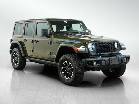 Used 2024 Jeep Wrangler Unlimited Rubicon 4xe AWD/4WD image 8