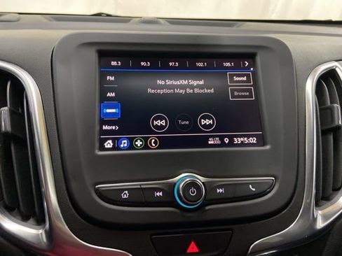 Used 2021 Chevrolet Equinox LT image 39