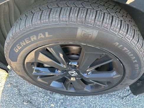 Used 2023 Honda Odyssey Sport image 13