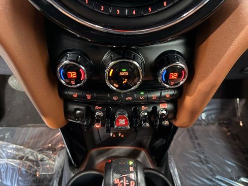 Used 2019 MINI Cooper S FWD image 19