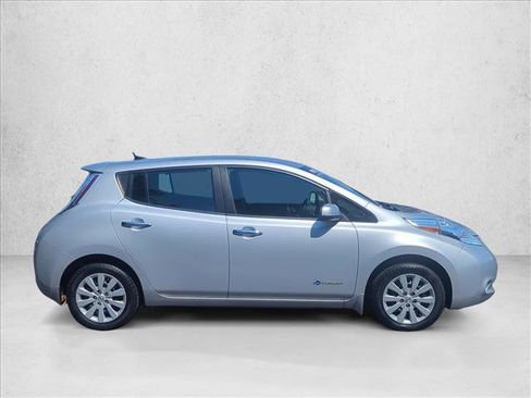 Used 2016 Nissan Leaf S w/ Charger Package FWD image 4