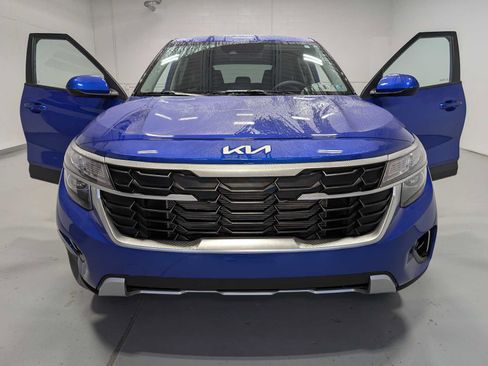 Used 2024 Kia Seltos LX AWD/4WD image 15