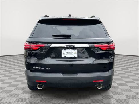 Used 2023 Chevrolet Traverse LT image 4