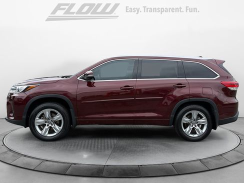 Used 2017 Toyota Highlander Limited AWD/4WD image 5