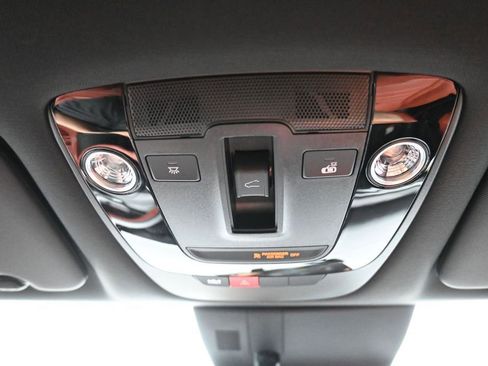 New 2026 Kia Sportage SX FWD image 17