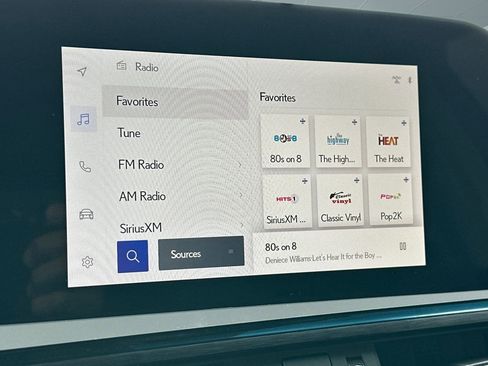 Certified 2025 Lexus ES 350 image 24