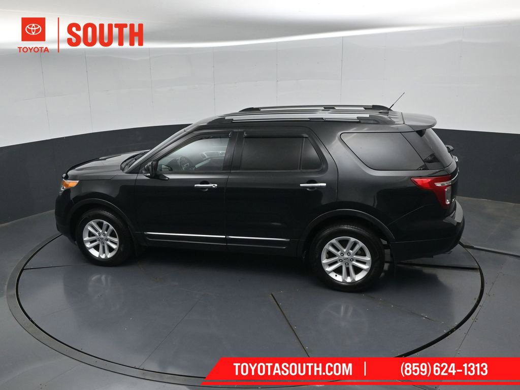 Used 2013 Ford Explorer XLT AWD/4WD image 49