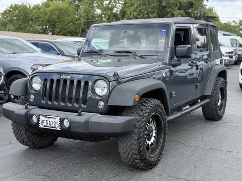 Used 2017 Jeep Wrangler Unlimited Sport w/ Quick Order Package 24S AWD/4WD image 5