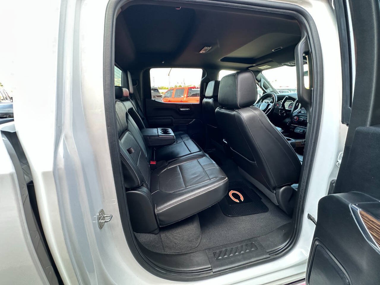 Used 2021 Chevrolet Silverado 1500 High Country w/ Technology Package AWD/4WD image 29