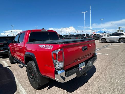 Used 2021 Toyota Tacoma TRD Off-Road AWD/4WD image 7